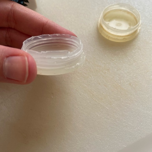 Vintage Ceramic Salt & Pepper Shaker Set - Picture 12 of 14